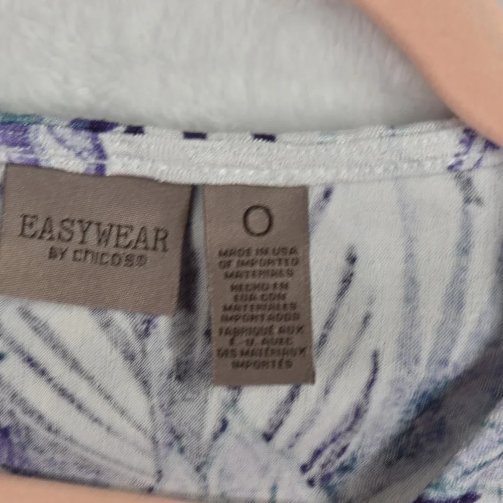 Chico's Easywear Top Women XS Chicos size 0  White Purple Floral Short Sleeve - Picture 3 of 7